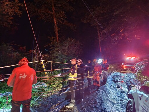 影/南投「全台最爛道路」再添冤魂！41歲男駕車失控翻落60米深谷慘死