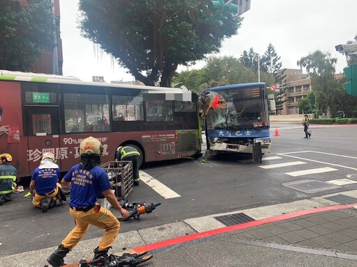 影/4秒奪命！北市夫妻過馬路「老婆當面遭撞死」 公車事故釀1死15傷