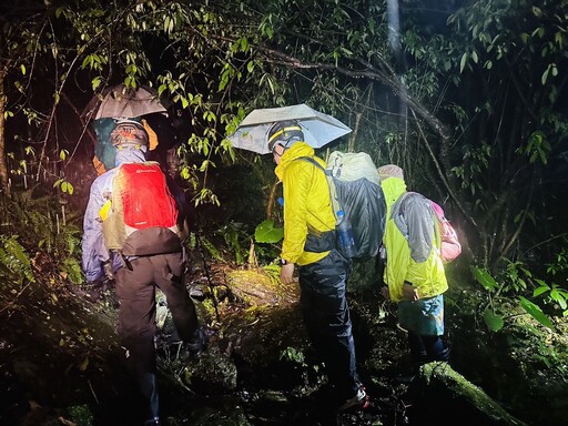 繼續搜救！20人登山團攀古魯林道「1男脫隊失聯」 空拍機加入找人