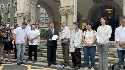 影/「我的痛苦是無期」被害人家屬凱道悲痛怒吼：反廢死