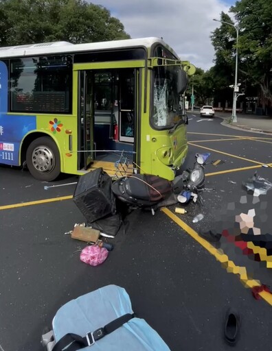 影/北市死亡車禍！機車對撞公車外送員不治 奪命畫面曝