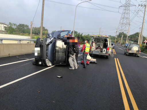 嘉義離奇案！小貨車車軸突斷裂釀翻覆 車體慘分解