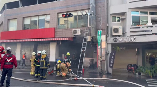 台南知名自助餐「油煙管噴火」 38歲廚師雙手燒燙傷