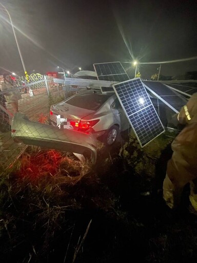 撞進太陽能板機房！台南29歲男遭鋼管插喉亡 駕駛座全是血