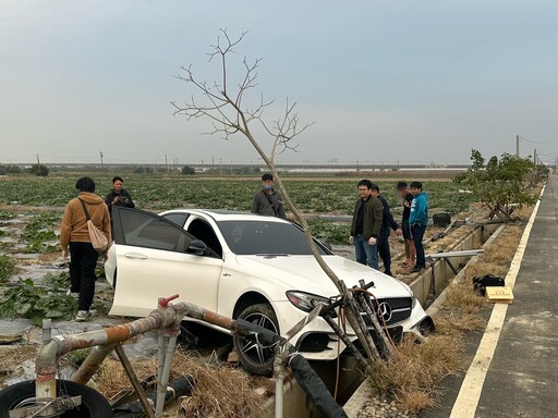 影/零付款取車！高雄惡男試駕賓士開走 逃5縣市栽在田裡