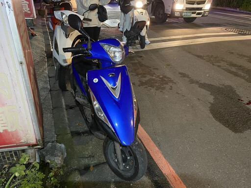 影/新店慘烈車禍！2機車對撞 騎士「指頭斷開噴飛」