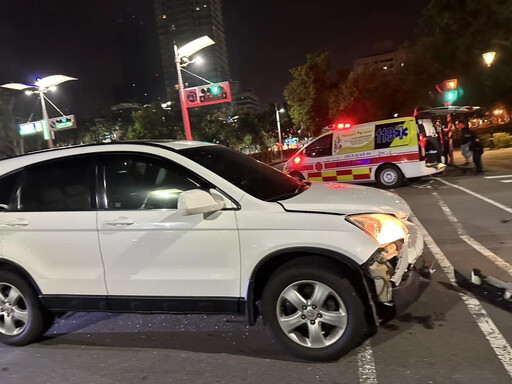 影/驚悚畫面曝！無照騎車遭左彎休旅車擊落 16歲少年噴飛斷肢