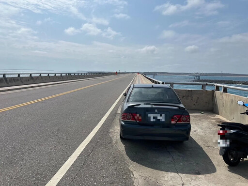 澎湖男「車停跨海大橋上」人不見！警消海巡緊急搜尋中