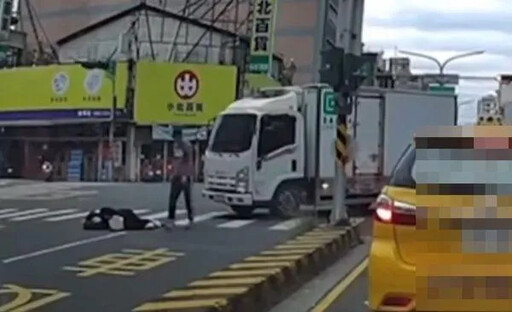 影/台南2年前女童才奪命！ 同路段行人遭貨車撞飛腦著地