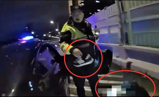 影/2毒蟲心虛半夜臨停建國高架 警盤查搜出毒品逮人送辦