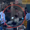 影/三重知名鴨肉羹爆肢體衝突 賓士男違停撂倒檢舉男