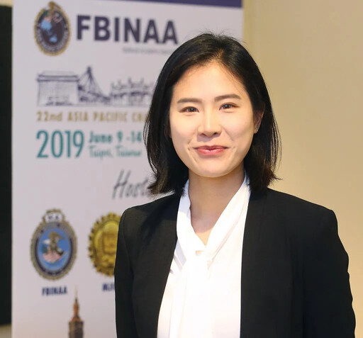 「最美調查員」蔡佩汶押解貴婦奈奈返台 曾赴FBI受訓