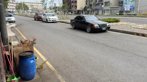 嘉義轎車高速猛撞2機車 駕駛「疑沒煞車」惹禍還肇逃