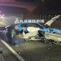 生前最後話語曝！台南「護欄插穿保時捷」駕駛破肚亡 今豎靈