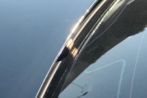 影/無視警鳴槍!台南詐團車手撞飛女騎士、員警 第一視角曝
