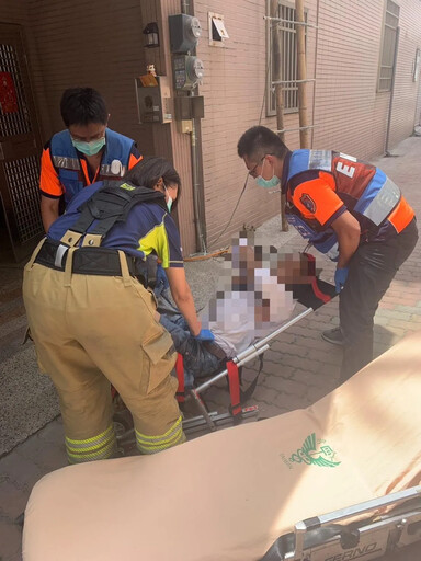 台南60歲工人施工從4樓摔落2樓 腿部開放性創傷送醫