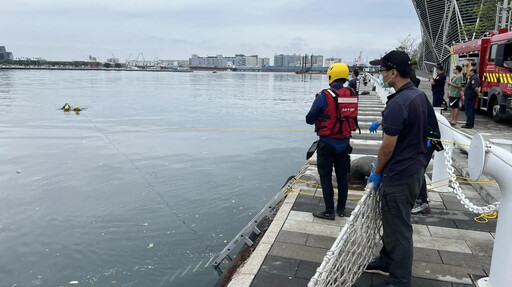 高雄流行音樂中心發現「男浮屍」已呈屍僵 身分待查