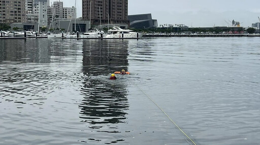高雄流行音樂中心發現「男浮屍」已呈屍僵 身分待查
