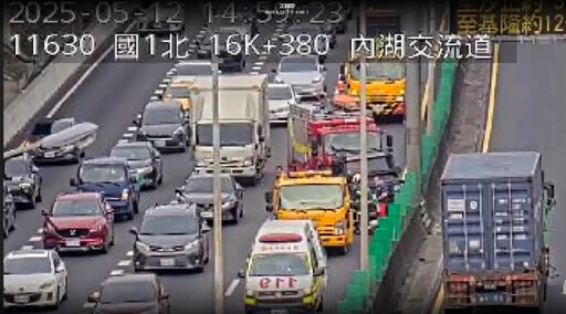 影/國1豪華休旅車駕駛疑發病! 連跨4車道撞護欄百米亡
