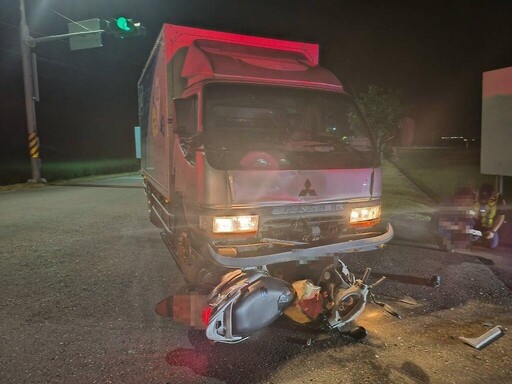 泡湯慘成黃泉路!宜蘭貨車撞雙載機車「夫死妻重傷」