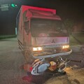 泡湯慘成黃泉路！宜蘭貨車撞雙載機車「夫死妻重傷」