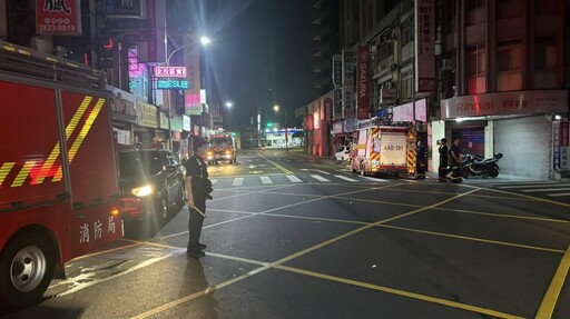 北投民宅大火!7旬嬤昏迷被緊急送醫 驚險現場直擊