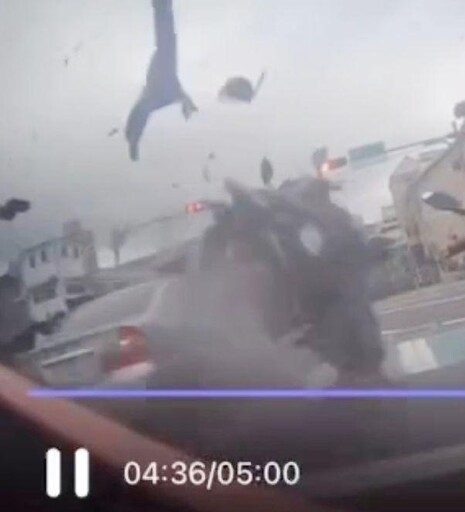 影/不是單純車禍?三峽老翁撞飛騎士準確度高 他疑:行跡似追車
