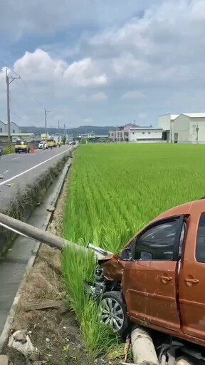 影/彰化2車對撞 男駕駛連人帶車1秒到「田中」