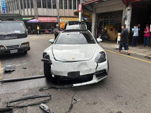 影/找不到小王怒氣沖天!台中男開保時捷連撞2宅洩憤