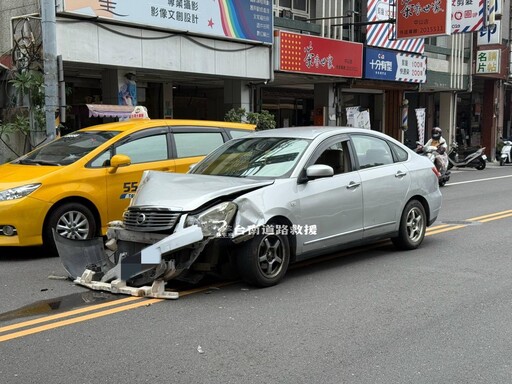 影/台南慘烈8車事故!62歲長者毒駕肇事 破碎現場直擊