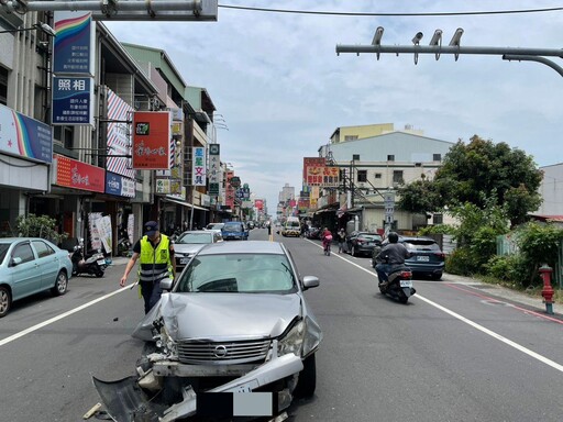 影/台南慘烈8車事故!62歲長者毒駕肇事 破碎現場直擊