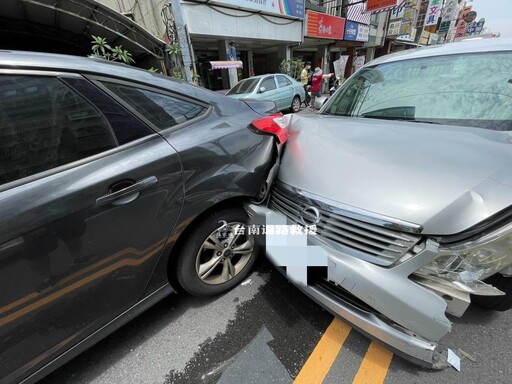 影/台南慘烈8車事故!62歲長者毒駕肇事 破碎現場直擊
