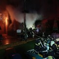 台北「教廷大使館」旁寵物餐廳陷火海！ 烈焰狂燃直擊
