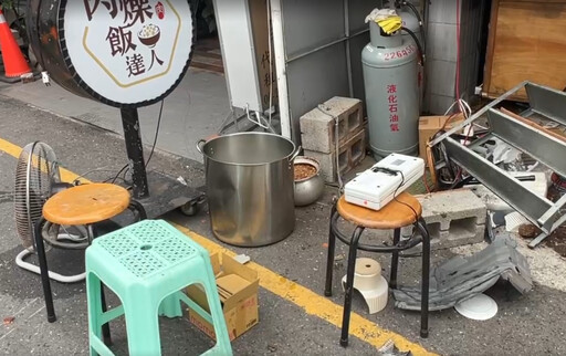 影/台南27歲正妹開車暴衝! 撞騎士後直直撞進店家