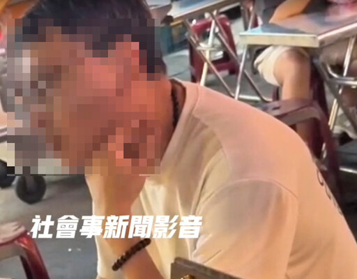 影/高雄六合夜市驚見算命狼! 稱女客為前世情人還強吻