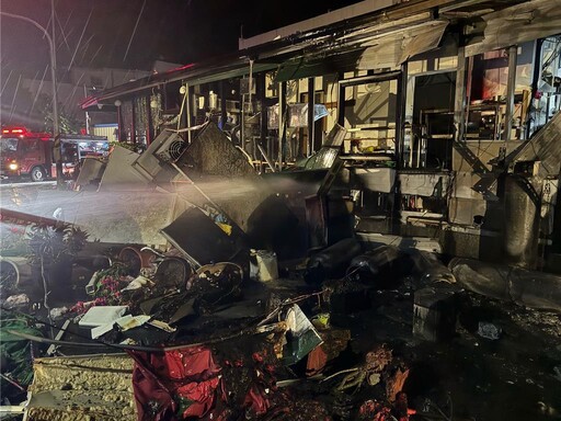 台東鯊魚黑幫餐廳「被火紋身」!漏夜驚傳爆炸聲 商家無奈歇業