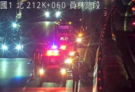 行人走國道…還企圖跨越車道 遭三車撞+輾腳送醫身亡