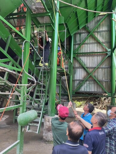 搶救瞬間曝!苗栗24歲越籍移工跌預拌槽遭活埋身亡
