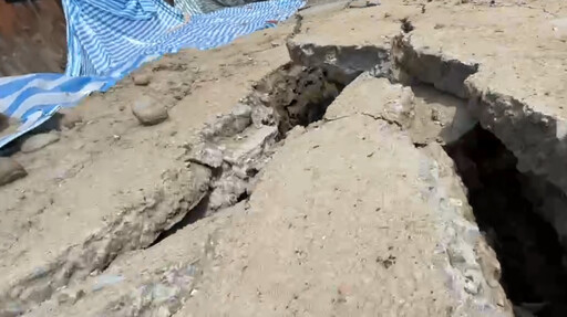 影/民雄萬善祠遭大雨侵襲!地基流失恐坍塌 緊急撤出重建