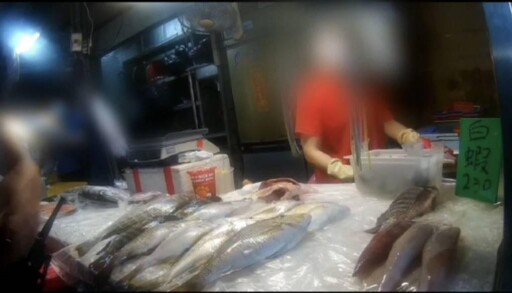 影/幹嘛碰我攤子!高雄工協市場爆「魚販流血衝突」