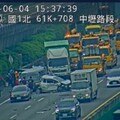影/國1重大車禍！中壢段追撞「小客車變形」傷亡不明