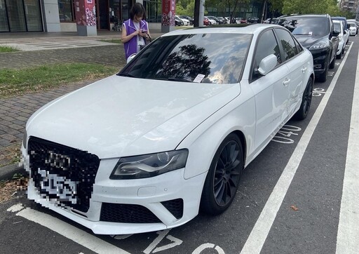 開奧迪卻欠稅18萬!車被天眼抓包拖吊 車主秒繳5萬求分期