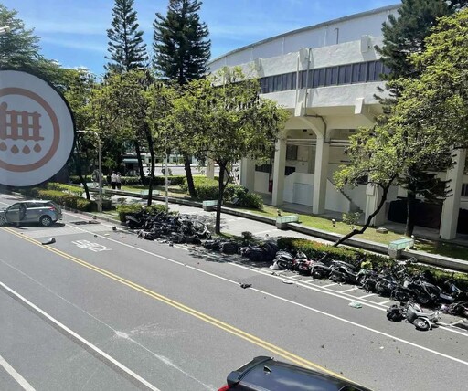 影/救不回來!台南成大暴衝車禍 76歲嬤撞死7旬單車翁