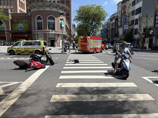 台南成大暴衝車禍1死2傷! 肇事76歲嬤又改口:煞車失靈