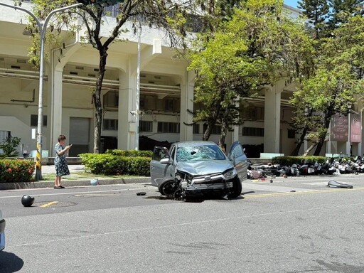 台南成大暴衝車禍1死2傷! 肇事76歲嬤又改口:煞車失靈