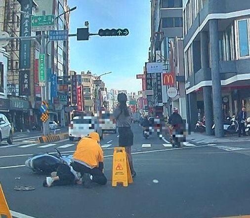 影/台南逆向衝撞!騎士遭撞「倒路中間」傷亡不明