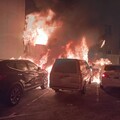 影/彰化員林機車行、停車場陷火海！狂燃宛如烈焰地獄