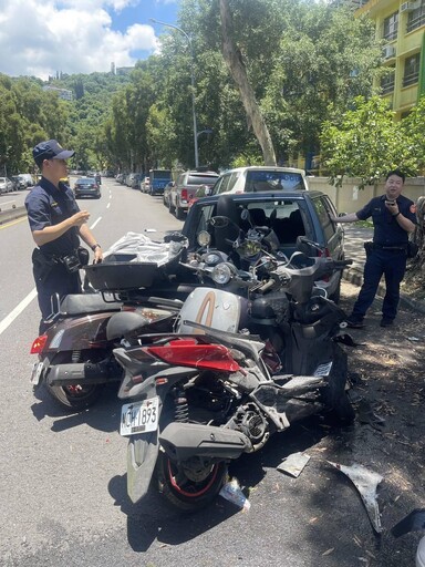 影/士林轎車暴衝撞11車2傷 出事瞬間、肇事者身分曝光