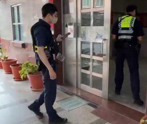 台中21歲黑戶人生病只吃成藥 市府帶他健康檢查、打疫苗