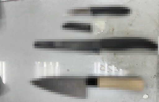 影/新北男持刀挾持妻小4人 反鎖屋內與警對峙